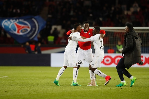 Ảnh sau trận PSG - Bóng Đá