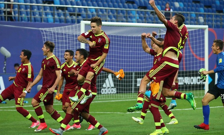 Ảnh sau trận U20 Venezuela - Bóng Đá