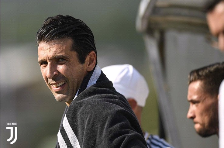 Ảnh đội một Juve hoà đội trẻ - Bóng Đá