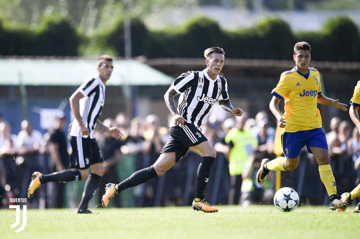 Ảnh đội một Juve hoà đội trẻ - Bóng Đá