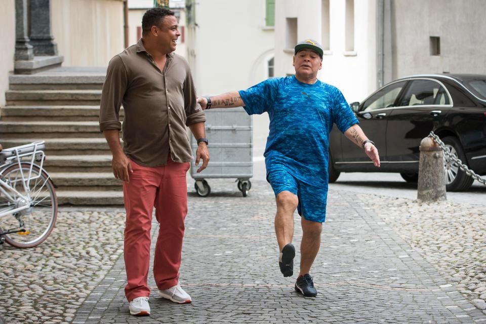 Maradona và Ronaldo kề vai sát cánh tại Thuỵ Sỹ - Bóng Đá