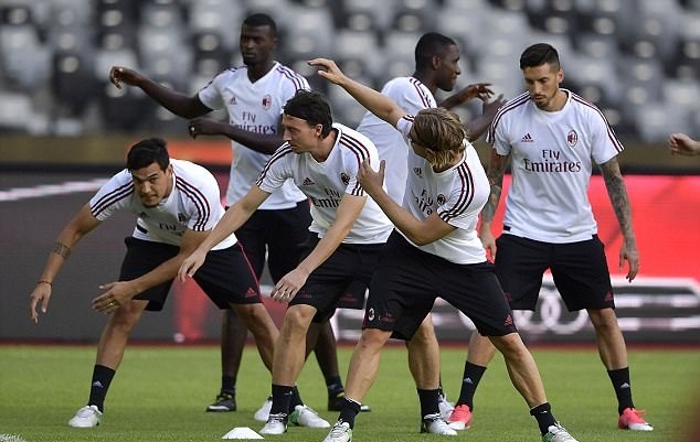 Ảnh Bonucci tập luyện tại Milan - Bóng Đá