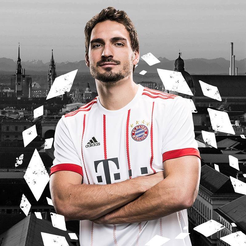 Bayern ra mắt áo đấu dự Champions League - Bóng Đá
