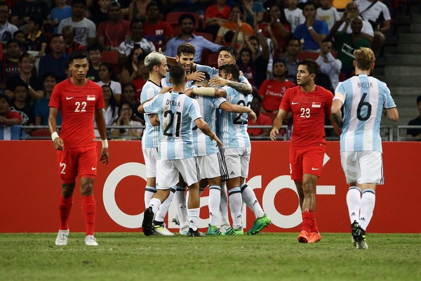Ảnh sau trận Argentina - Bóng Đá