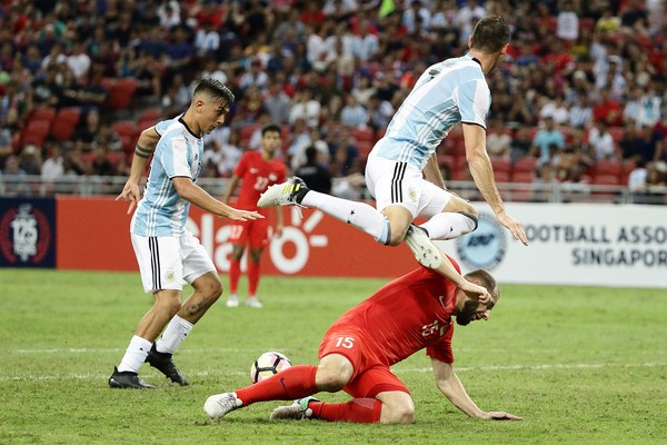 Ảnh sau trận Argentina - Bóng Đá