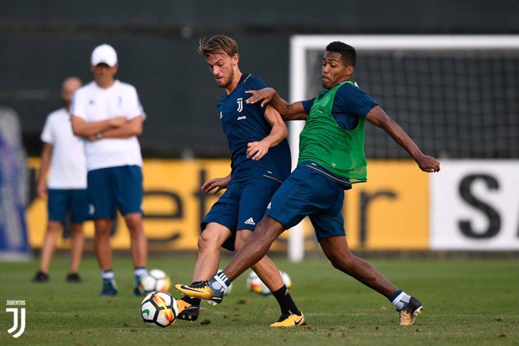 Ảnh tập luyện Juve - Bóng Đá