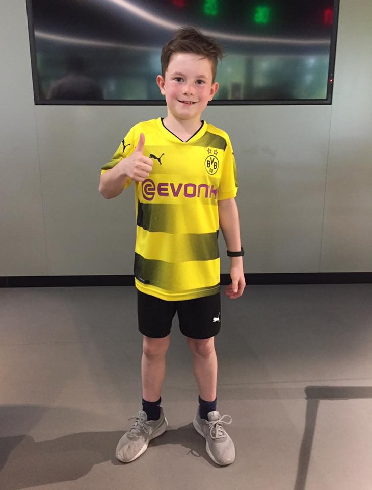 Dortmund mở bán mẫu áo mới - Bóng Đá
