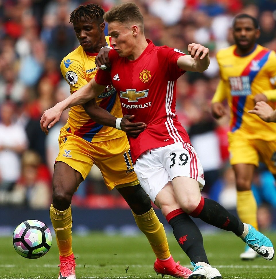 Chùm ảnh: Lũ trẻ nhà Mourinho dạy Crystal Palace một bài học - Bóng Đá