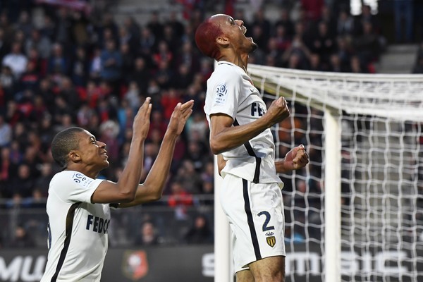 Ảnh sau trận Monaco - Bóng Đá