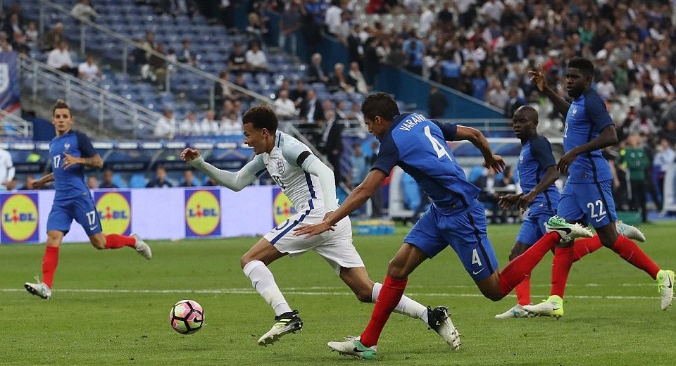Ảnh Pepe ra mắt Besiktas - Bóng Đá