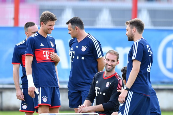 Ảnh tập luyện Bayern - Bóng Đá