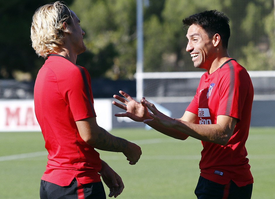 Ảnh tập luyện Atletico - Bóng Đá