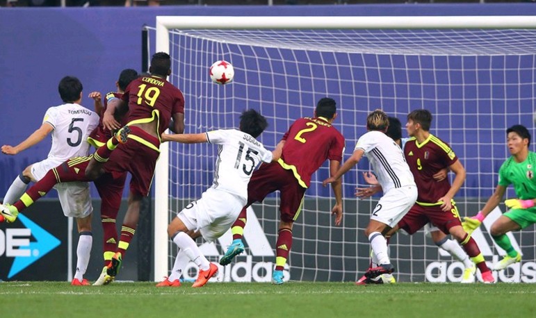 Ảnh sau trận U20 Venezuela - Bóng Đá