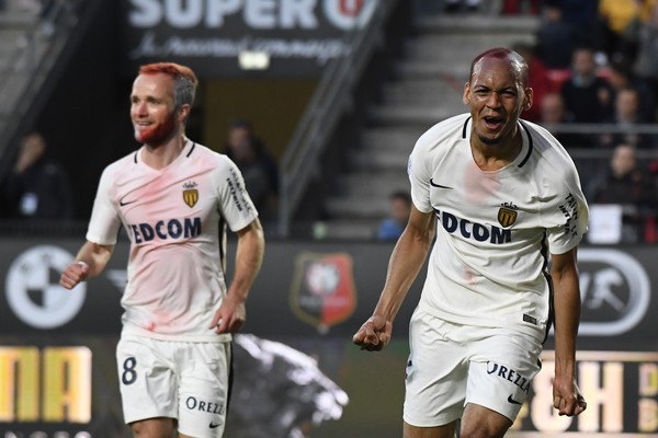 Ảnh sau trận Monaco - Bóng Đá