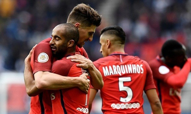 Ảnh sau trận PSG - Bóng Đá