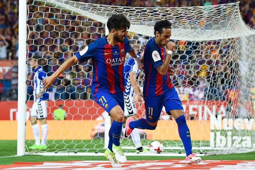 Chùm ảnh: Đè bẹp Alaves, Barca có quà chia tay Enrique - Bóng Đá