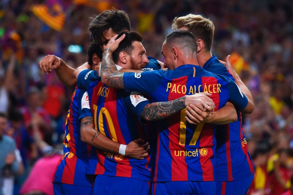 Chùm ảnh: Đè bẹp Alaves, Barca có quà chia tay Enrique - Bóng Đá