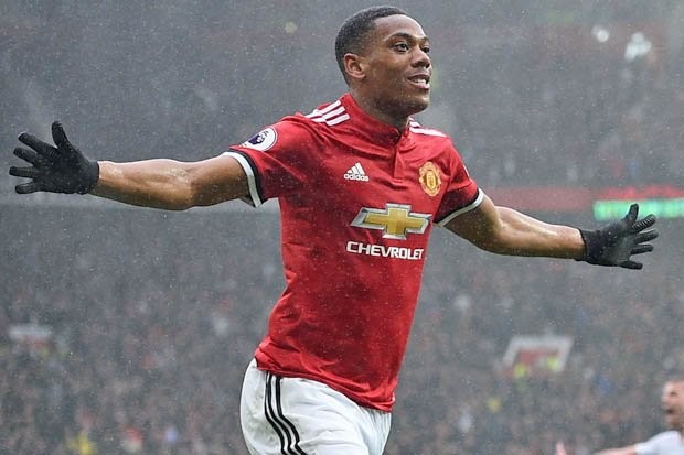 Fan Arsenal thi nhau mời gọi Martial đến Emirates - Bóng Đá