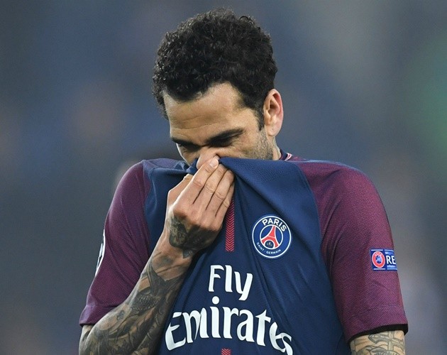 Dani Alves và những ký ức tuổi thơ - Bóng Đá