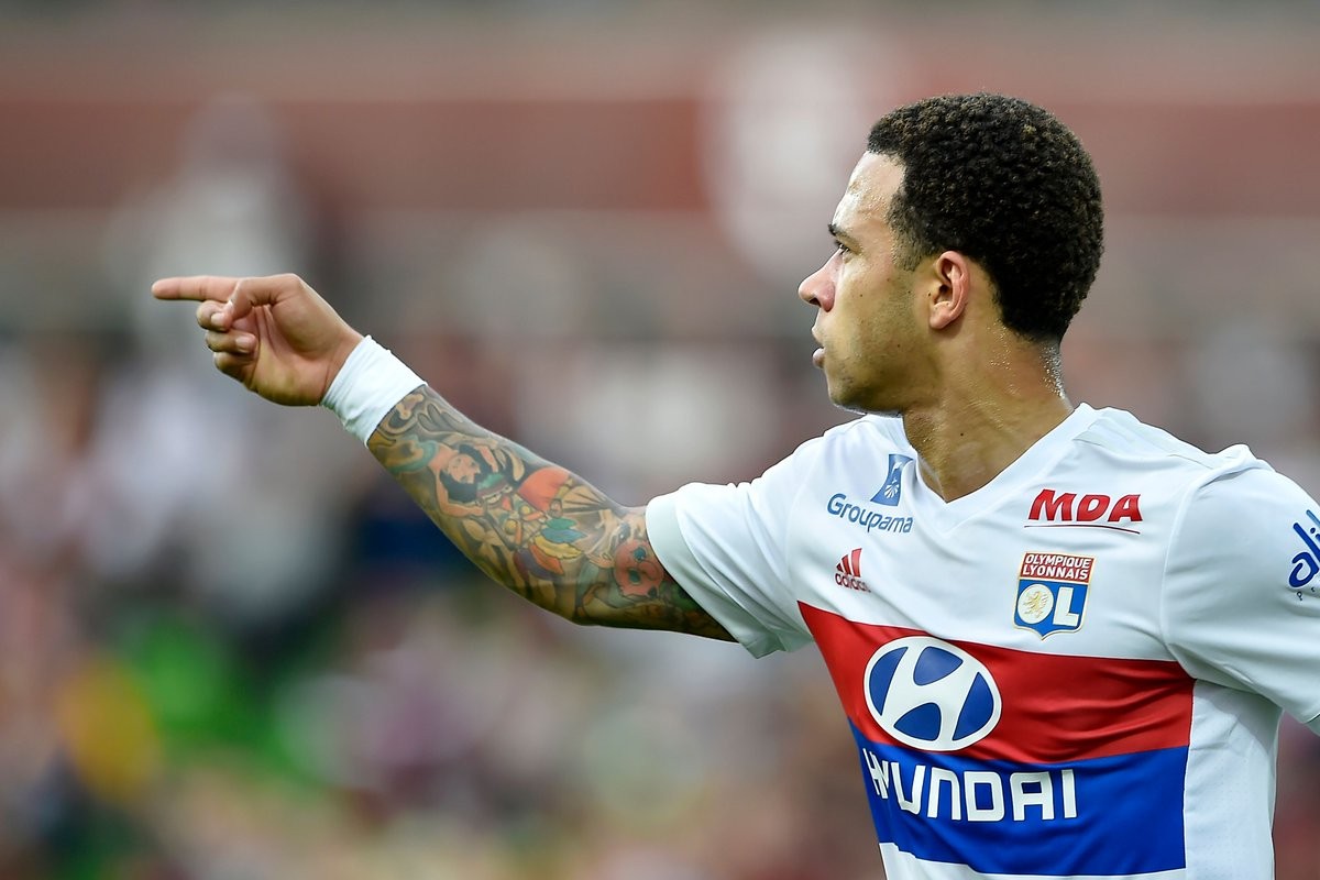 Depay lập kỷ lục khó tin, ngày về M.U rất gần? - Bóng Đá