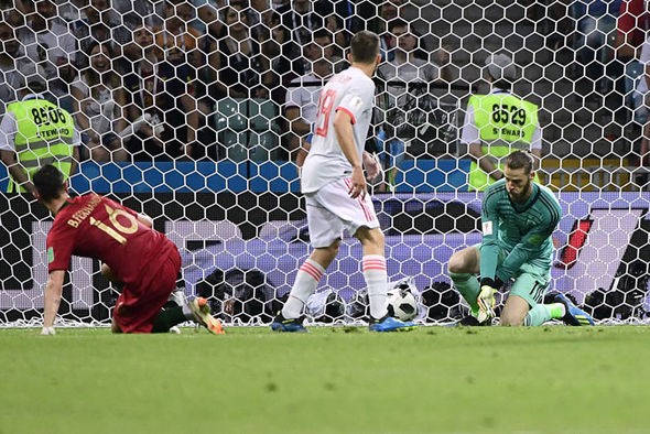 Fernando Hierro nói gì về sai lầm của David de Gea? - Bóng Đá