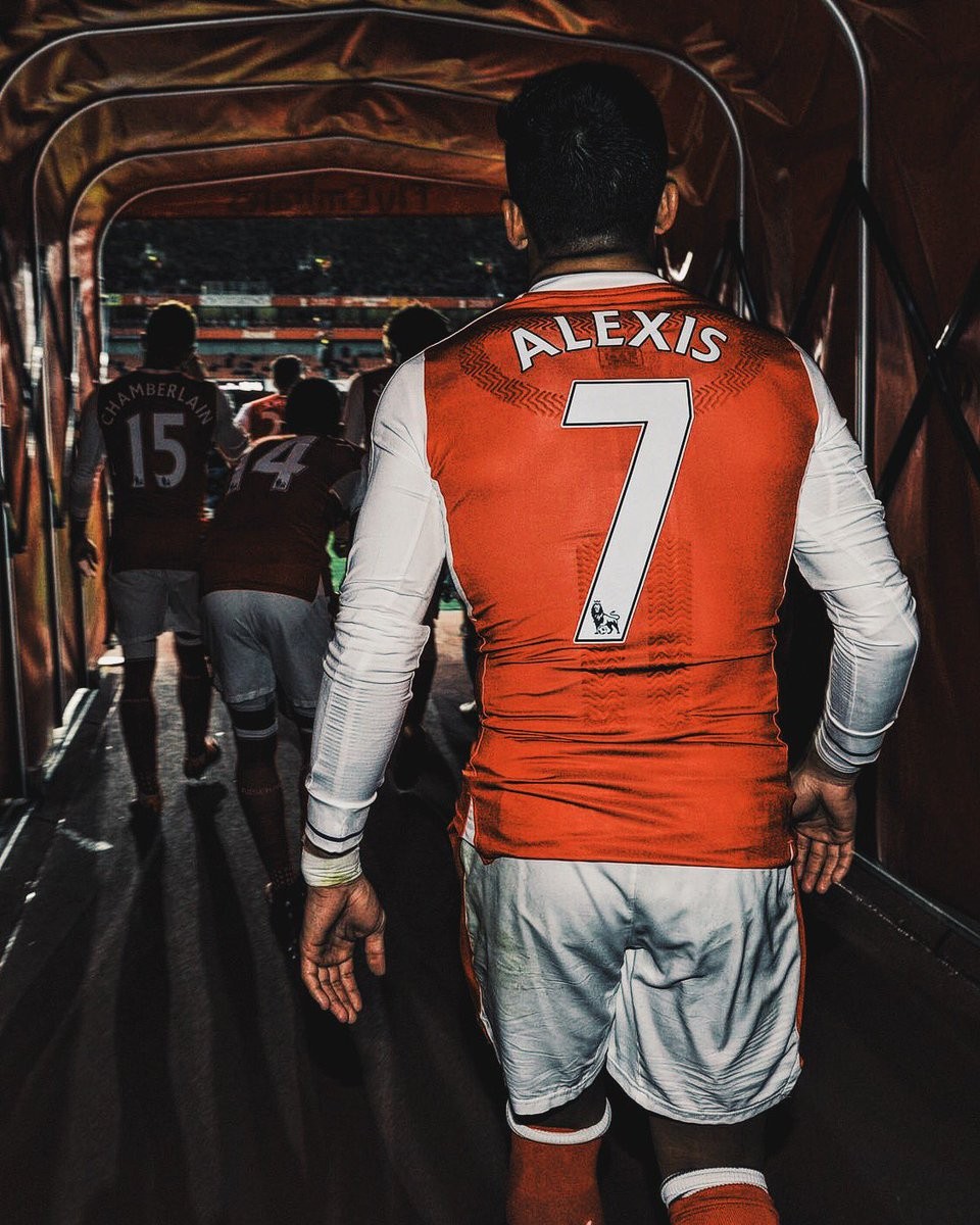 Tương lai Alexis Sanchez: Chênh vênh - Bóng Đá