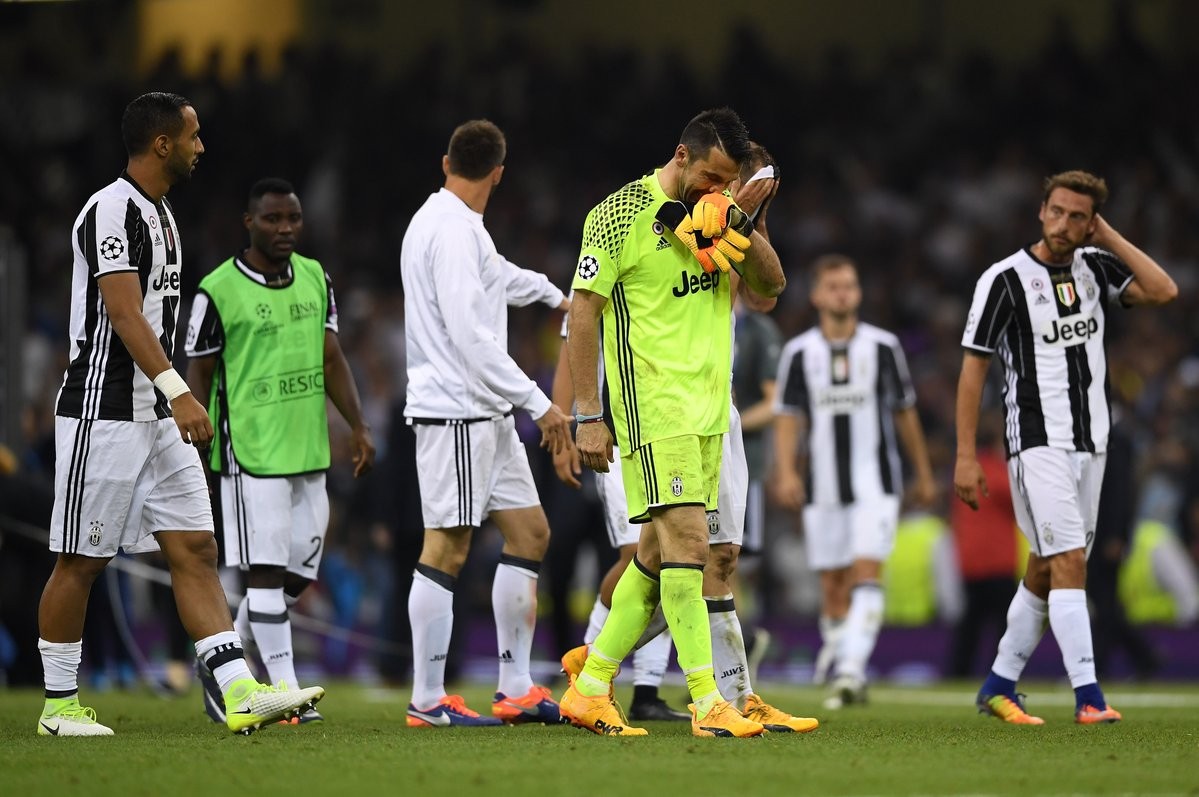 Gianluigi Buffon: Cổ tích không có hậu - Bóng Đá