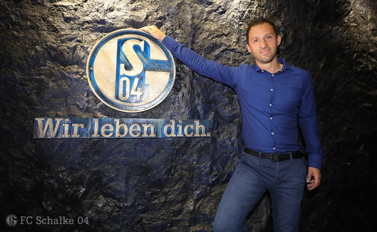 Chùm ảnh: CLB Bundesliga ra mắt HLV mới - Bóng Đá