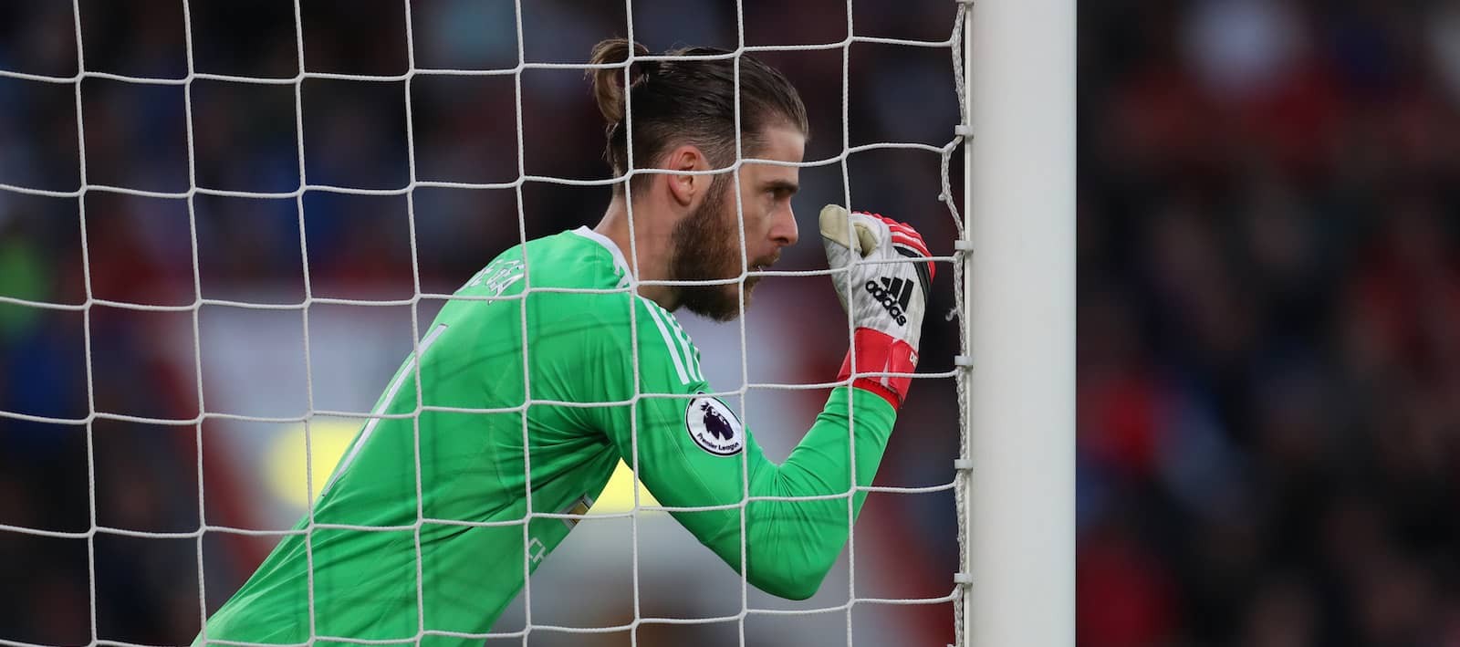 Ngày mới đến Old Trafford, De Gea bị Ferdinand và Evra 'dằn mặt' - Bóng Đá