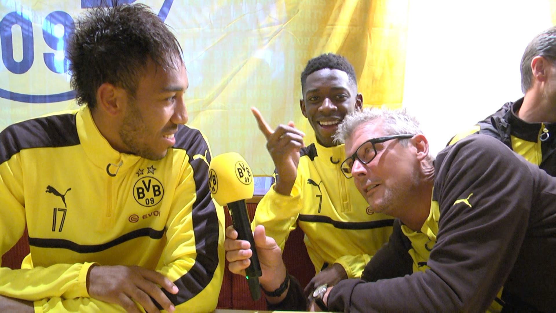 Aubameyang nói gì về 