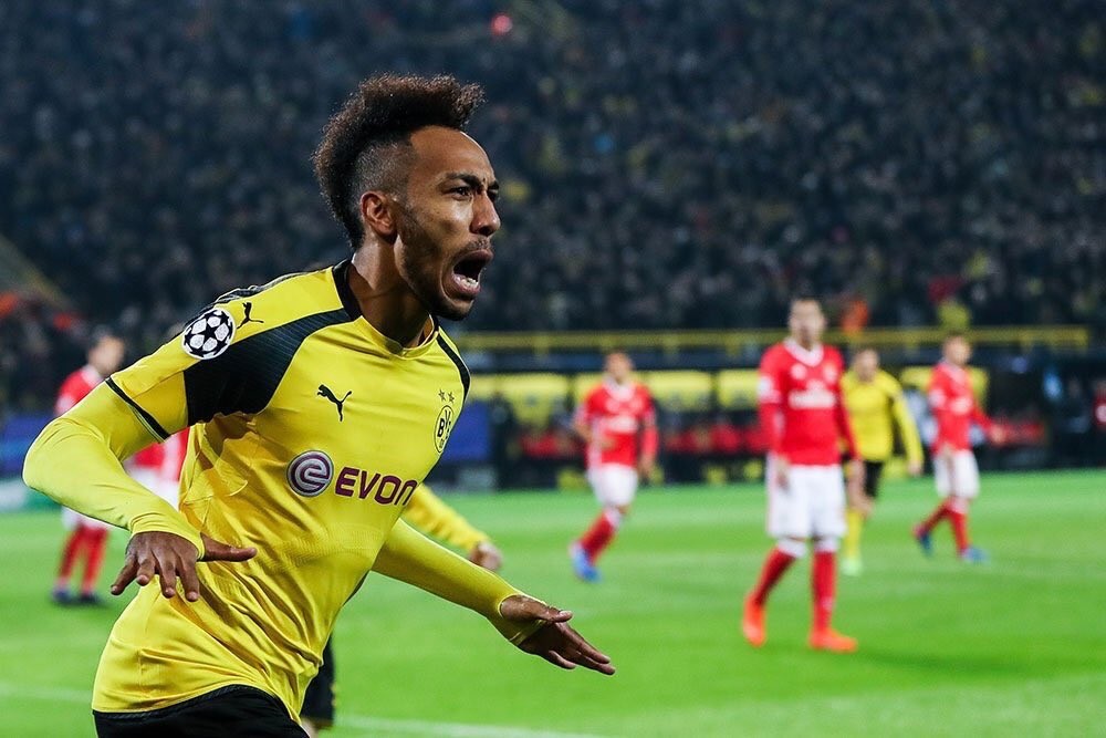 Mua Aubameyang, AC Milan sẽ phá kỷ lục Serie A? - Bóng Đá