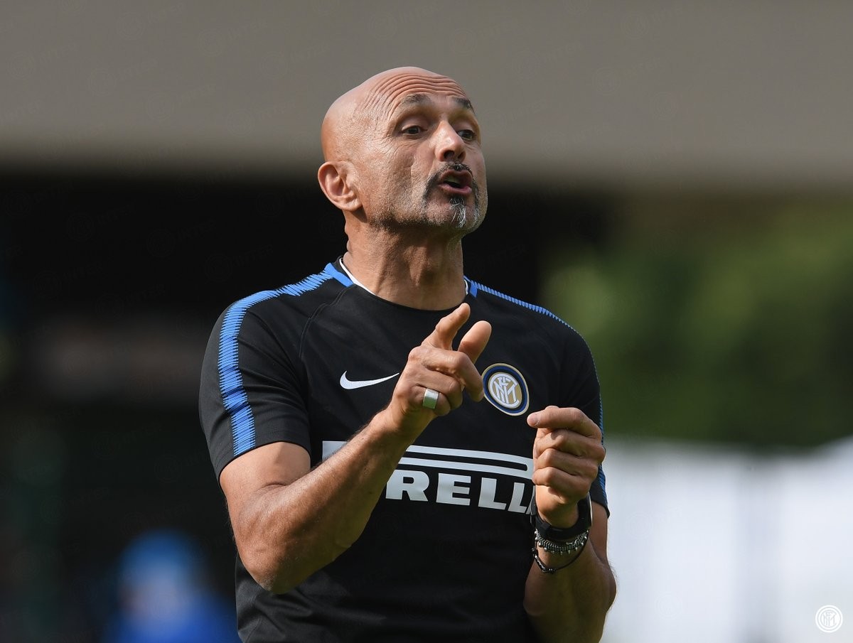Spalletti toát mồ hồi trong trận đầu tiên dẫn dắt Inter - Bóng Đá