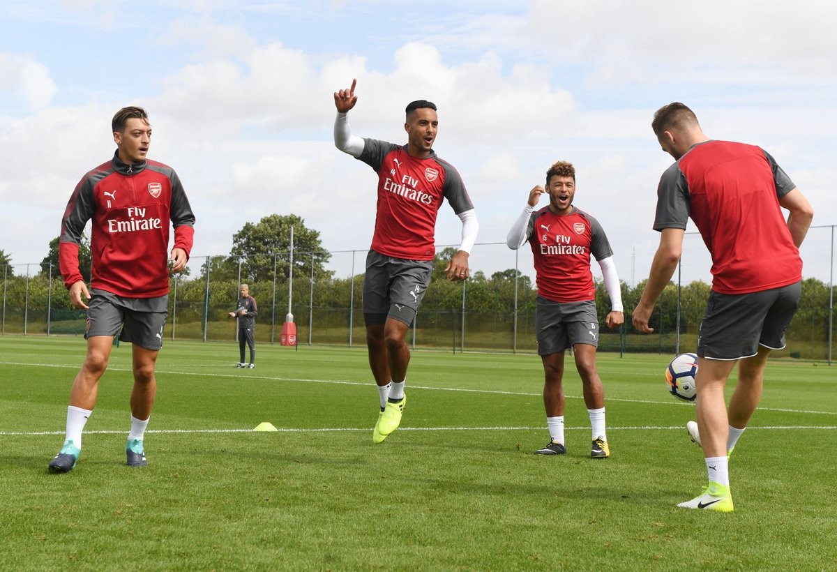 TOÀN CẢNH lực lượng Arsenal: Tin vui từ Cazorla, 