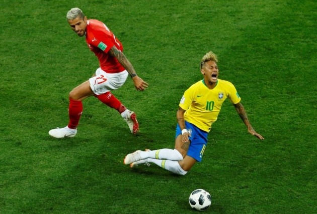Matic và các đồng đội cần làm gì để hạ gục Brazil? - Bóng Đá