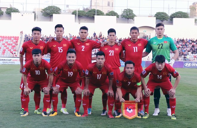 'Nhiều cầu thủ U23 Việt Nam sẽ đẩy đàn anh lên ghế dự bị' - Bóng Đá