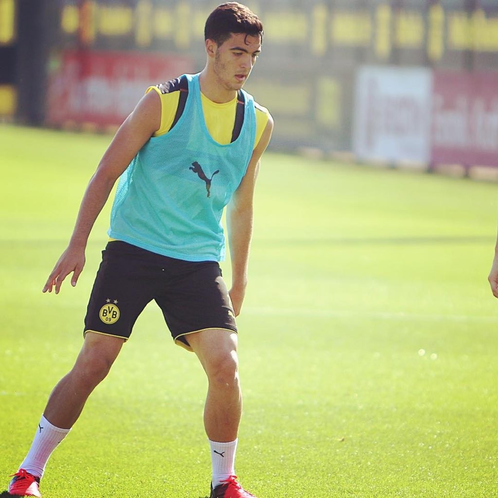 Benitez có tân binh chất lượng từ Dortmund - Bóng Đá