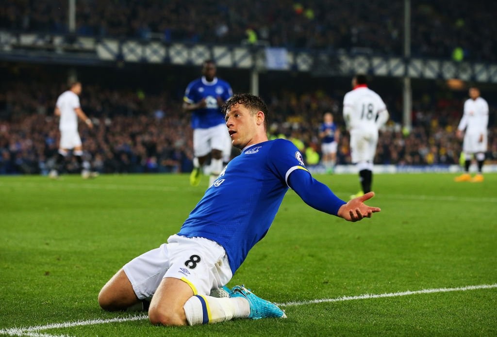XÁC NHẬN: Chưa có đề nghị cho Ross Barkley - Bóng Đá