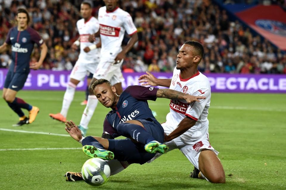 CẬN CẢNH bàn thắng điên rồ của Neymar cho PSG - Bóng Đá