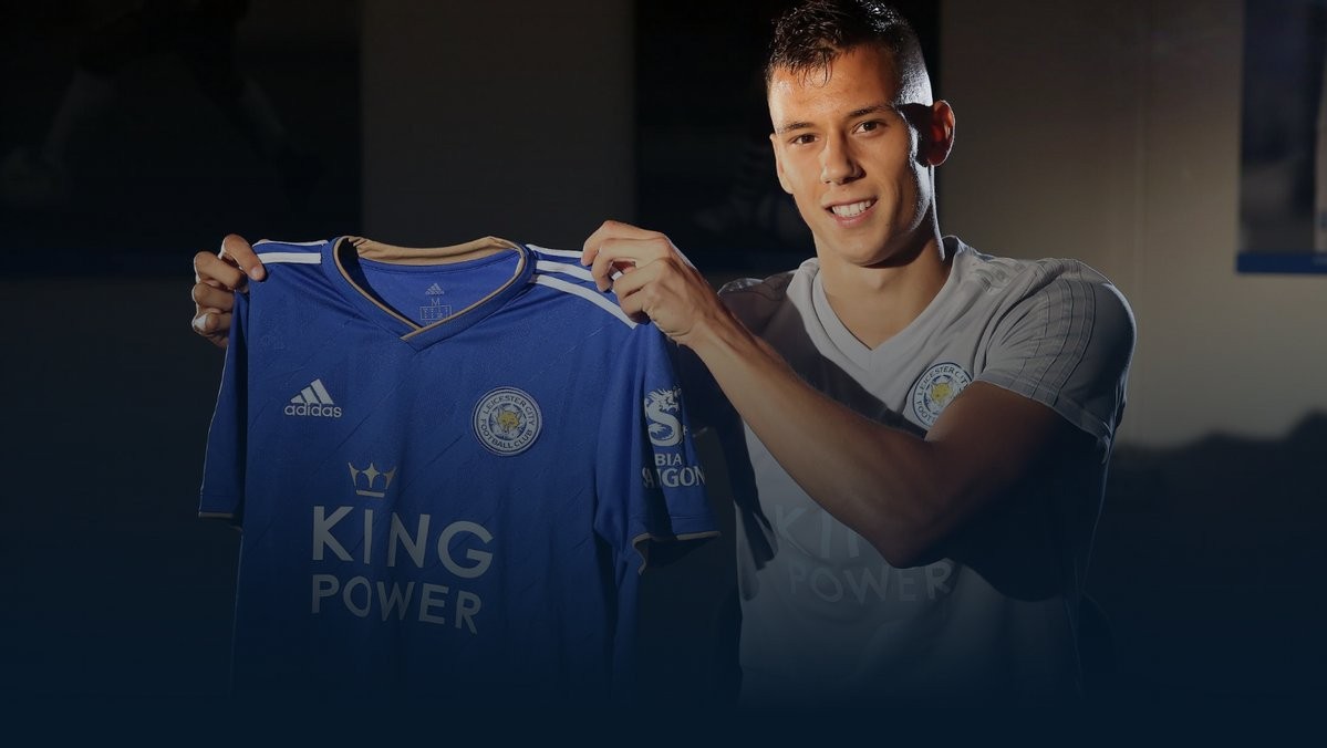 CẬP NHẬT: Ảnh ra mắt các tân binh Premier League - Bóng Đá