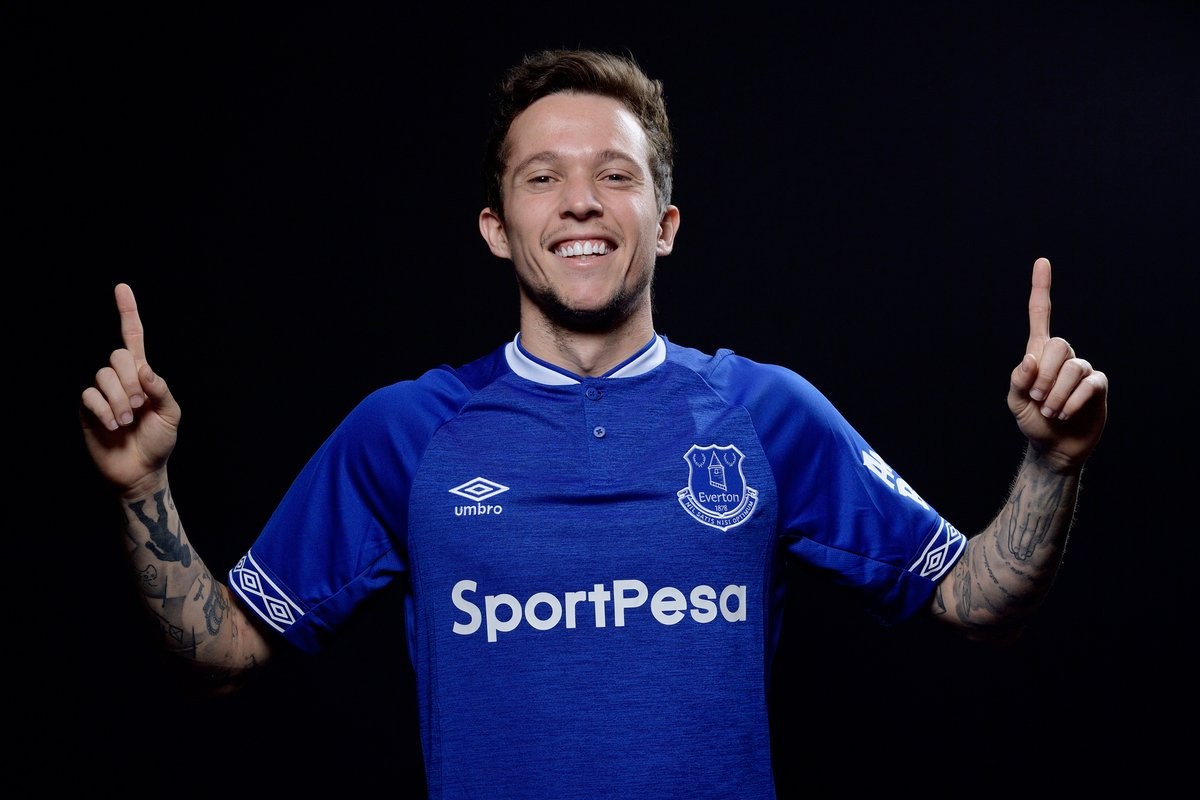 CẬP NHẬT: Ảnh ra mắt CHÍNH THỨC các tân binh Premier League - Bóng Đá