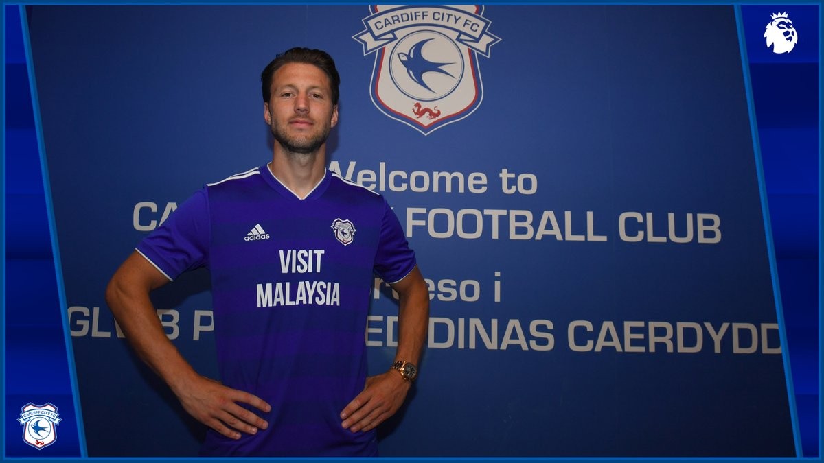 CẬP NHẬT: Ảnh ra mắt CHÍNH THỨC các tân binh Premier League - Bóng Đá