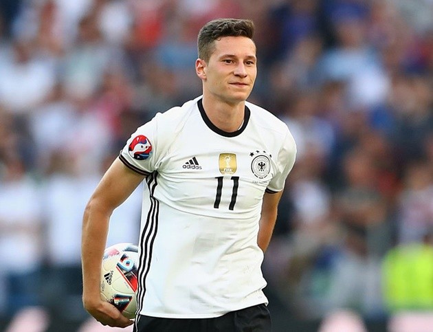Ký ức tuổi thơ: Bệ phóng của các ngôi sao tại World Cup - Bóng Đá