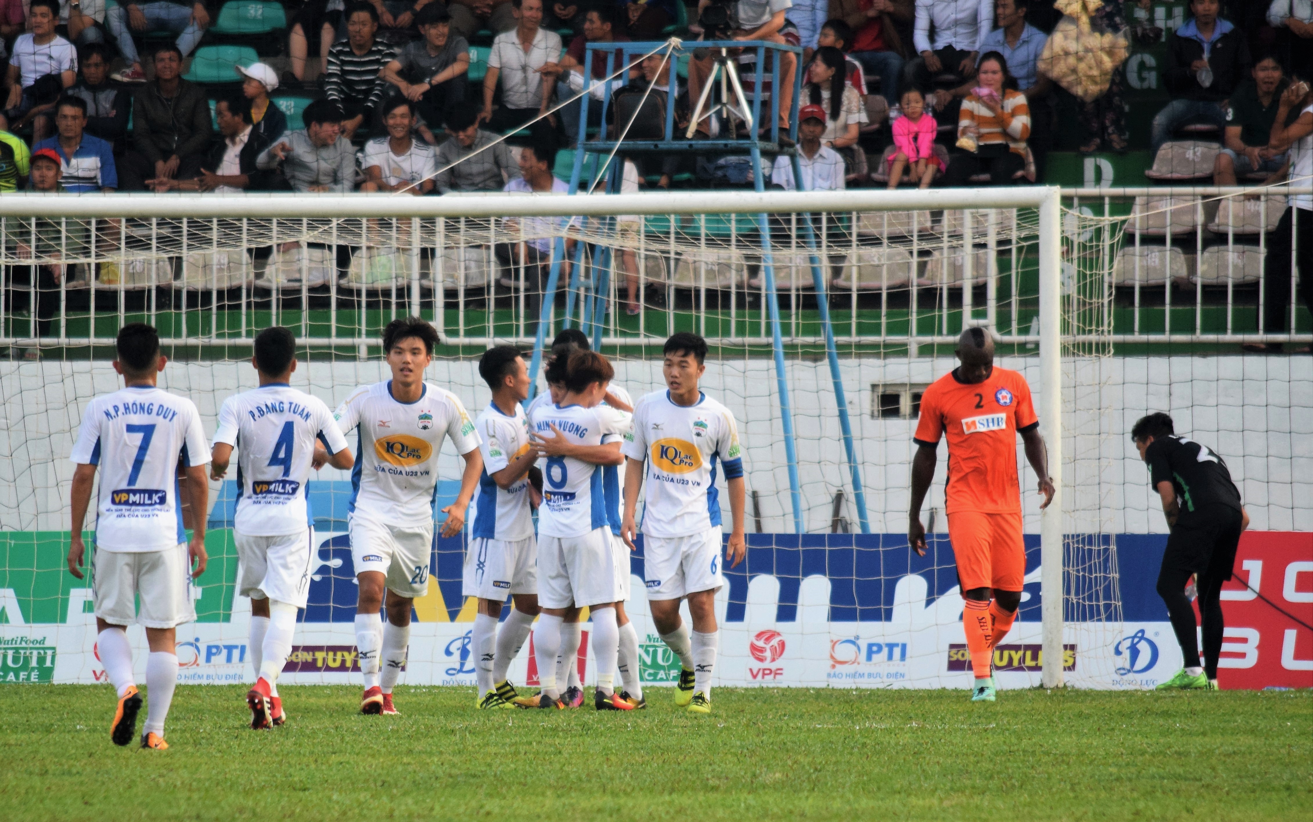 Công Phượng, Minh Vương 