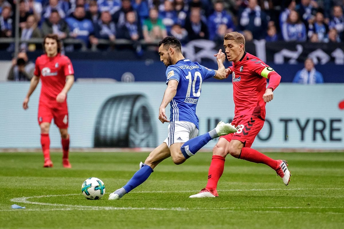Schalke lại thắng, Bayern chưa thể làm 'Vua' - Bóng Đá