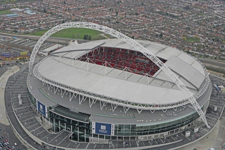 Nhận 800 triệu bảng, FA nhượng lại sân Wembley - Bóng Đá