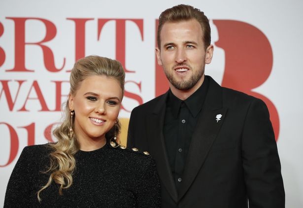 Harry Kane có thể bỏ World Cup vì vợ sinh - Bóng Đá