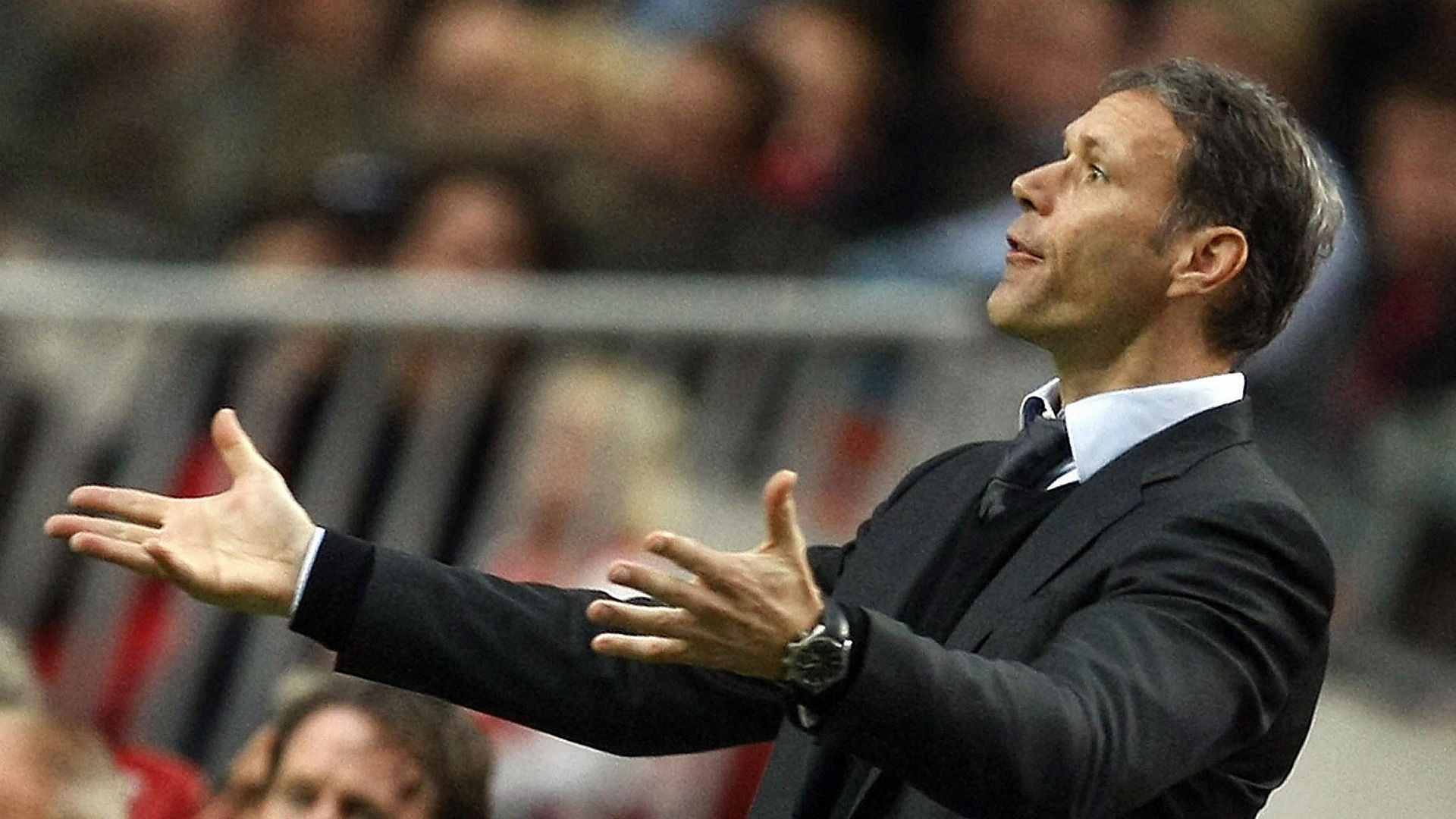 10 chiến dịch mua sắm tệ hại nhất lịch sử (kỳ 1): Thảm họa Man Utd, Real Madrid - Bóng Đá