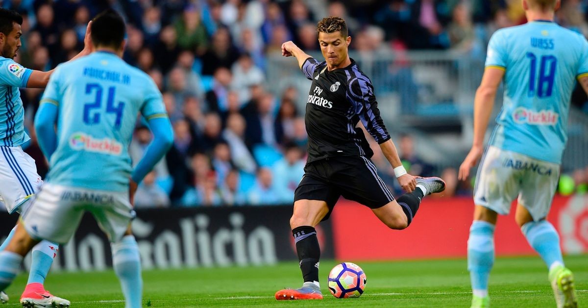 Real Madrid 'chạm 1 tay' vào La Liga: Chân giá trị của Ronaldo! - Bóng Đá