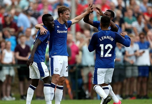 FC Twente 0-3 Everton: Đồng đội thay Rooney lập 3 siêu phẩm - Bóng Đá