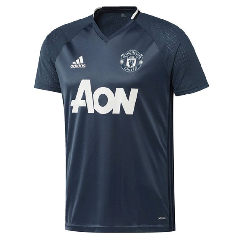Man Utd ra mắt áo tập cực chất - Bóng Đá